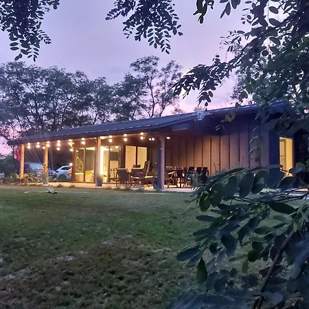 Figarnia Na Roztoczu Villa Zamość Exterior photo